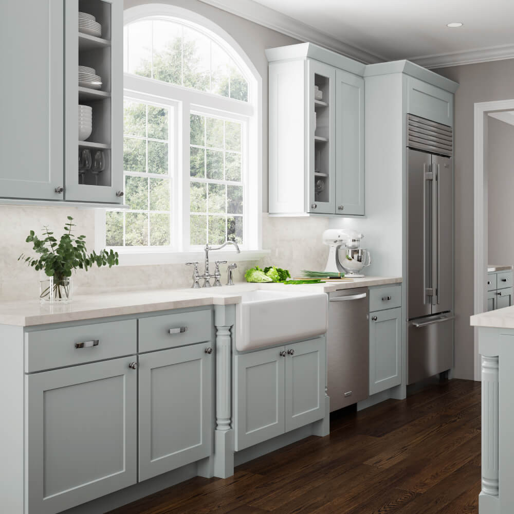 Bay Shaker Light Grey Modern Kitchen | Kitchen Design Inspiration | Cabinetselect.com