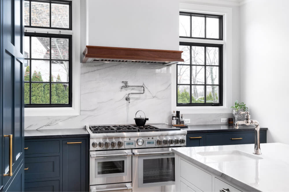 Oceana Blue Shaker Kitchen Cabinet Line Closeup | Kitchen Design Inspiration | Cabinetselect.com