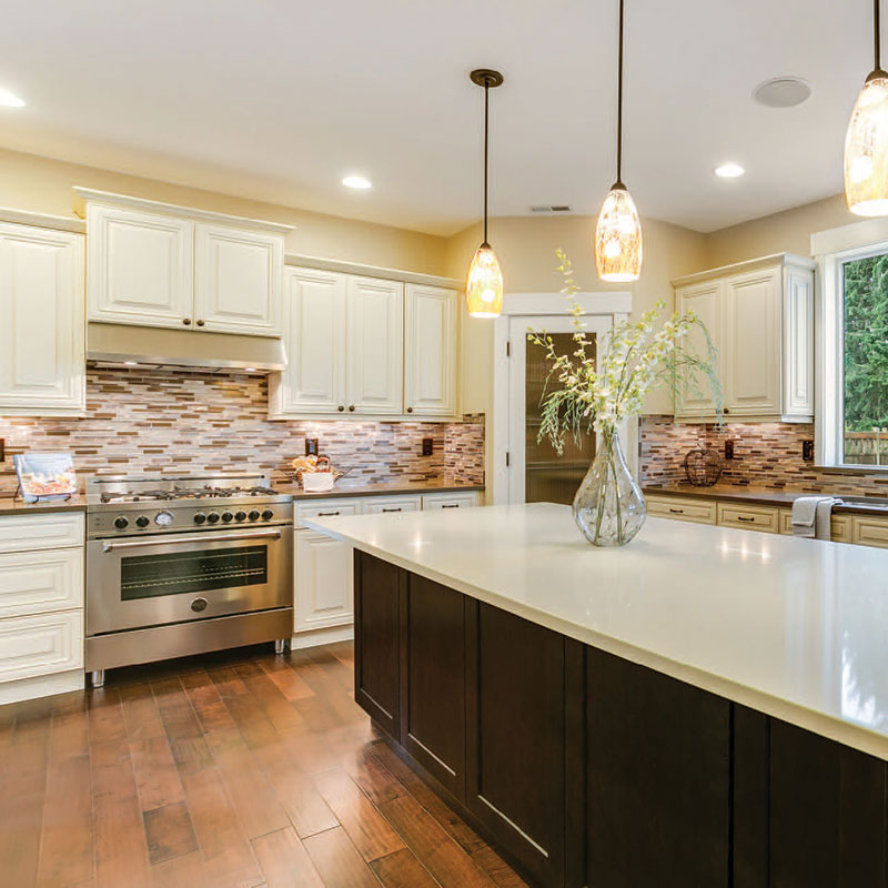 Perla Kitchen Cabinet